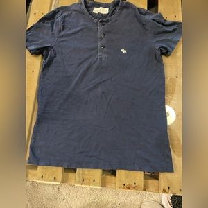 Abercrombie & Fitch men’s Navy dress shirt